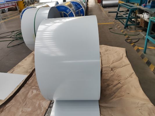 خرید Pre Painted Steel Coil PPGI Coil with 700-1250mm Width 3-8MT Weight and 30-275g/m2 Zinc Coating online manufacture