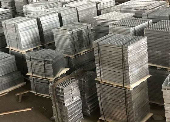 خرید سیم کشی فولادی 700×1250 میلی متر با پوشش روی 30×275g/m2 و پوشش بالای 10×25μm برای کاربردهای مقاوم به خوردگی online manufacture